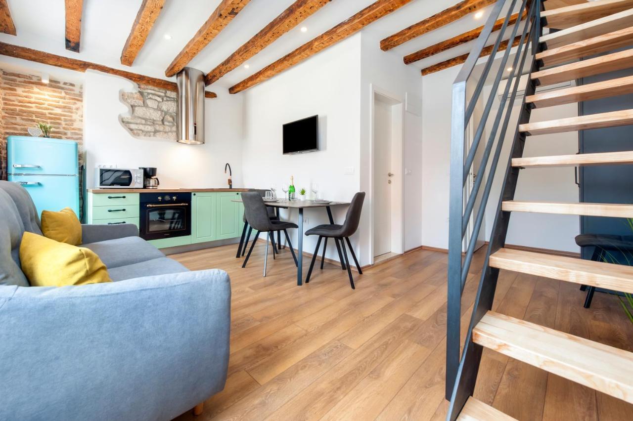 The Yellow House Apartments روفينج المظهر الخارجي الصورة