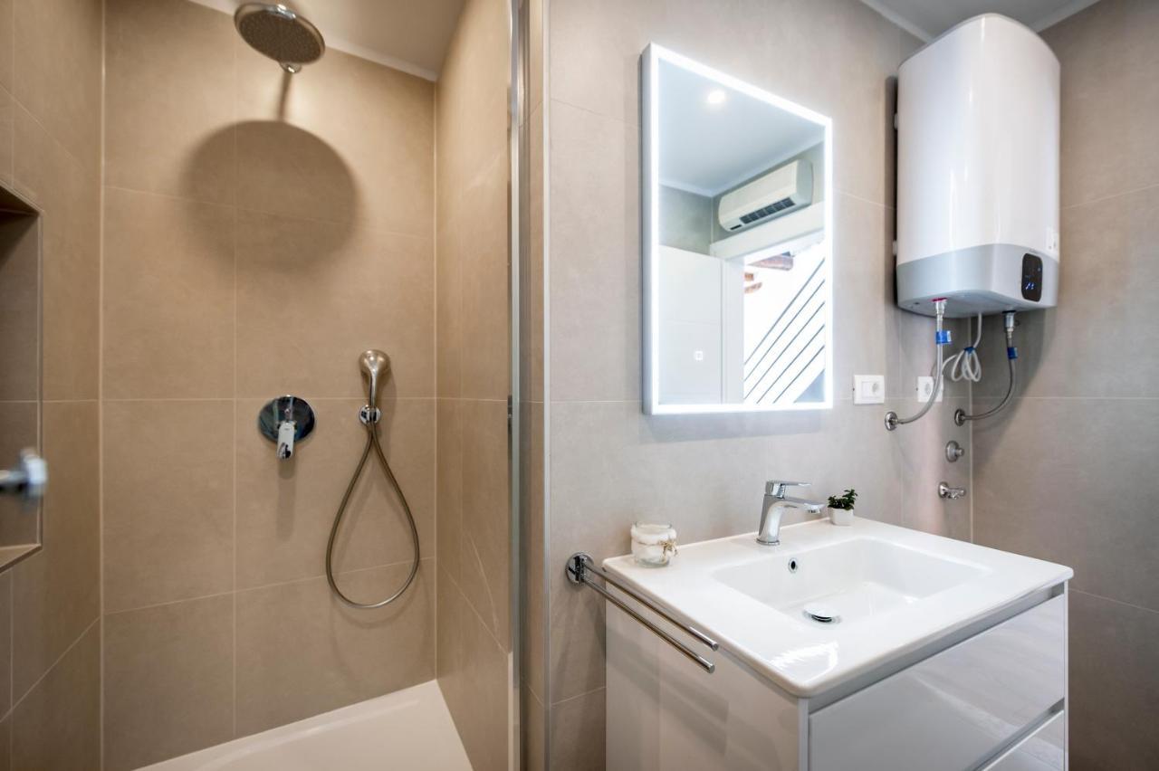 The Yellow House Apartments روفينج المظهر الخارجي الصورة