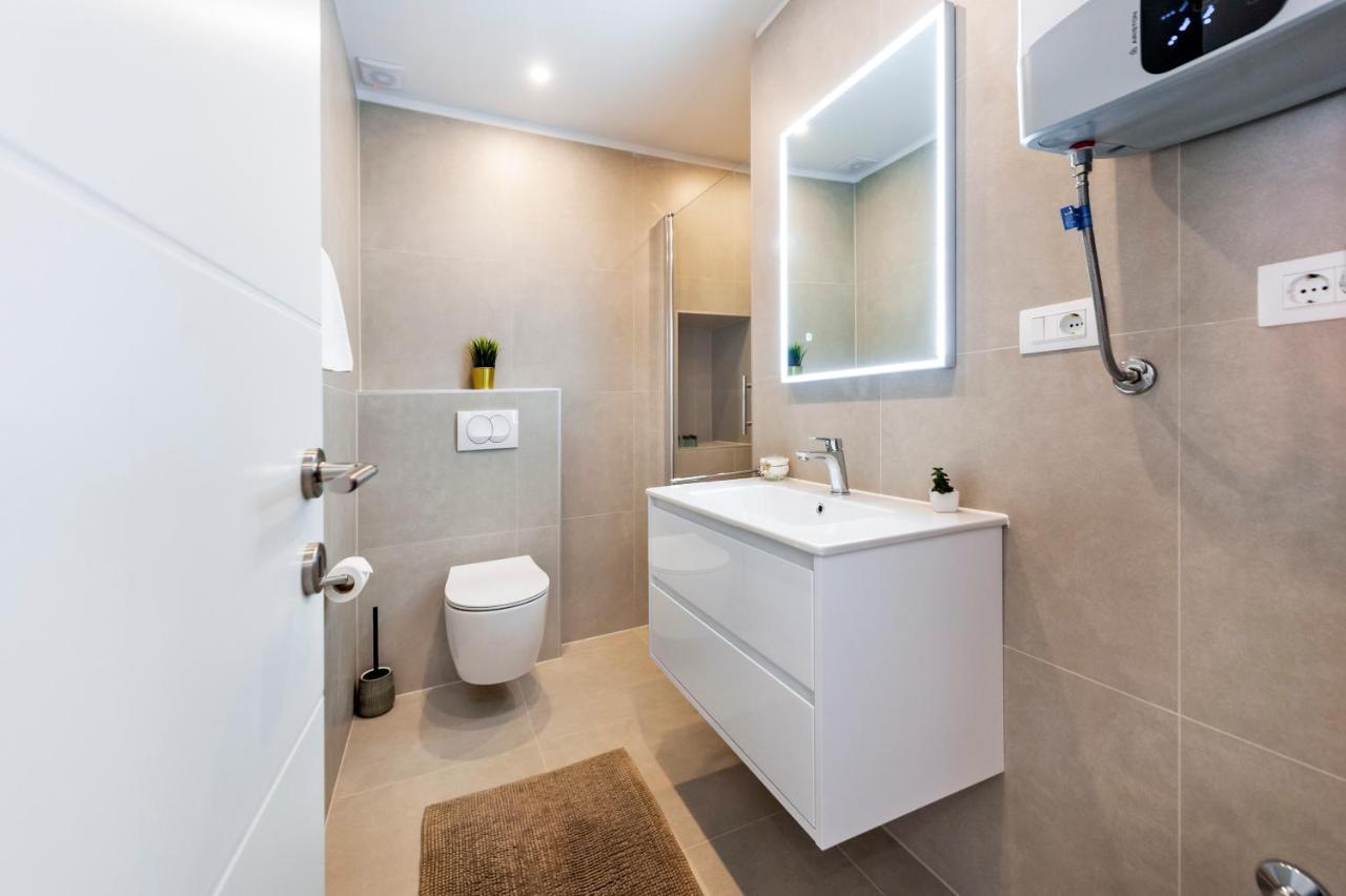 The Yellow House Apartments روفينج المظهر الخارجي الصورة